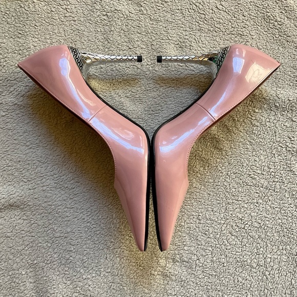 J. Renee soft pink, patent leather heels - Picture 4 of 5